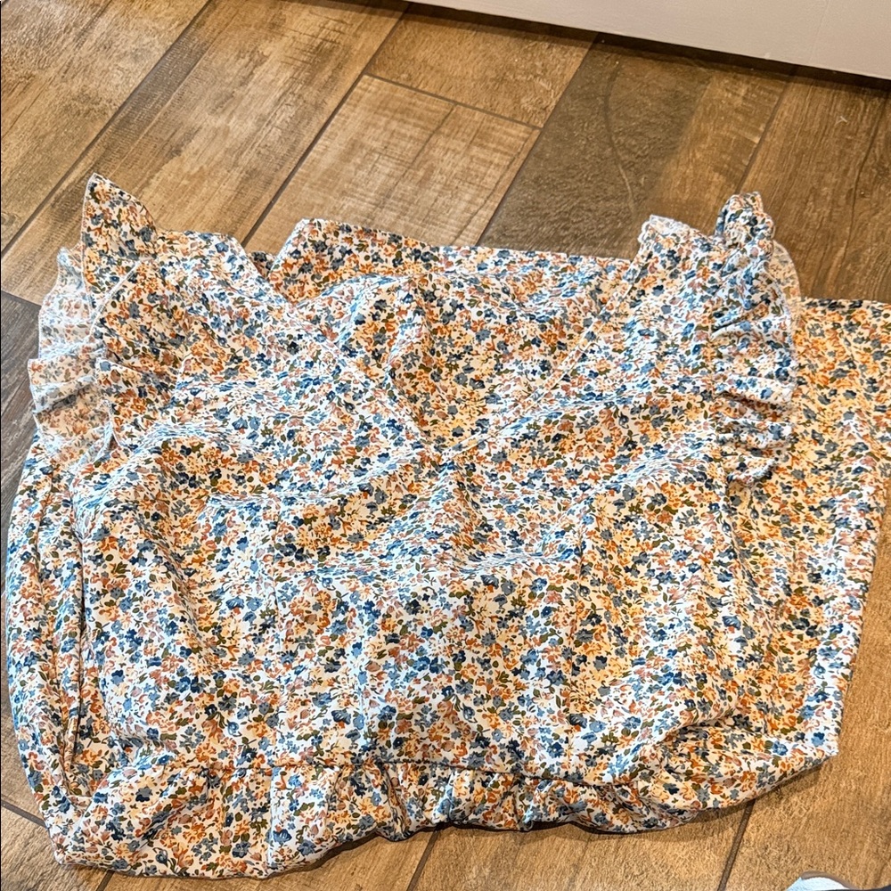 Floral Ruffle Romper Open back